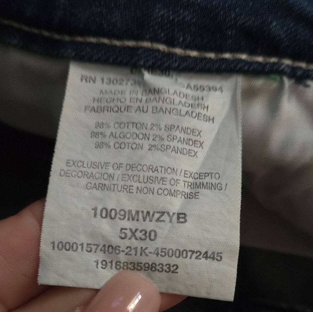 Size 5 Wrangler Boot Cut  Jeans with Cute Back Pockets - Picture 2 of 7
